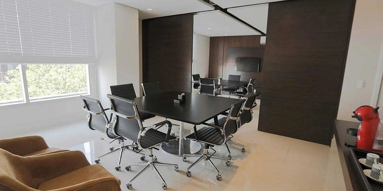 Studio com 32m² a 40m da Av. Dr. Chucri Zaidan
