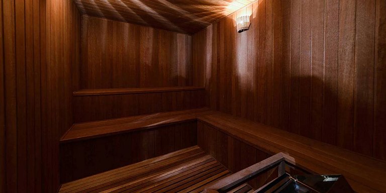 Studio com 32m² a 40m da Av. Dr. Chucri Zaidan
