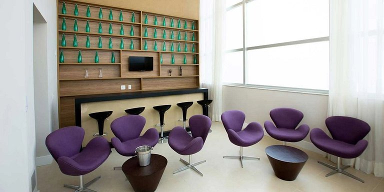 Studio com 32m² a 40m da Av. Dr. Chucri Zaidan